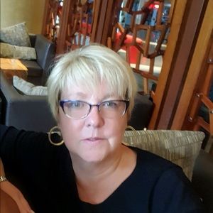 Meet your Posher, Peggy